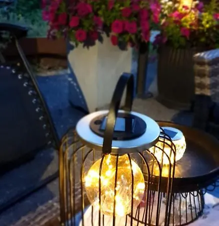 6 Апартаменты *