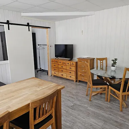 6 Apartment *